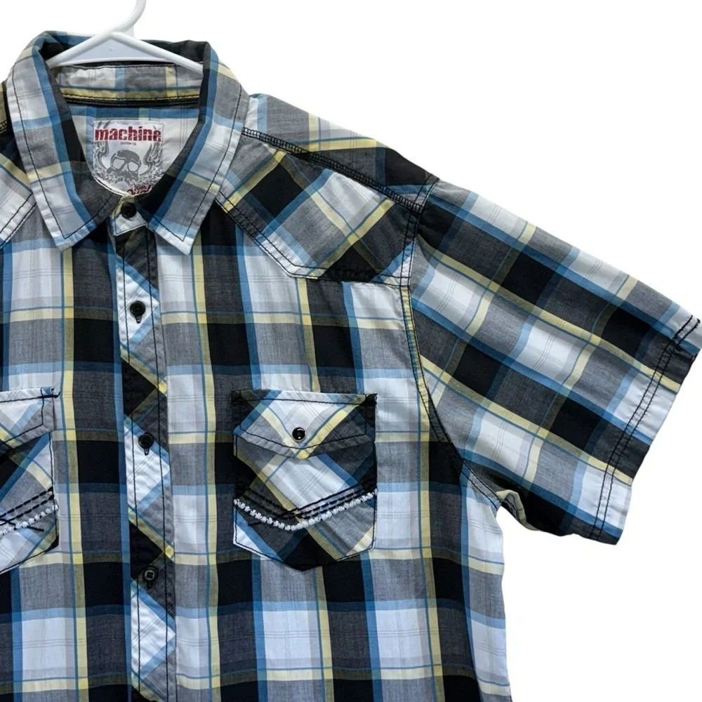 Machine Custom Co. Button Up Plaid Short Sleeve Shirt. Size XL